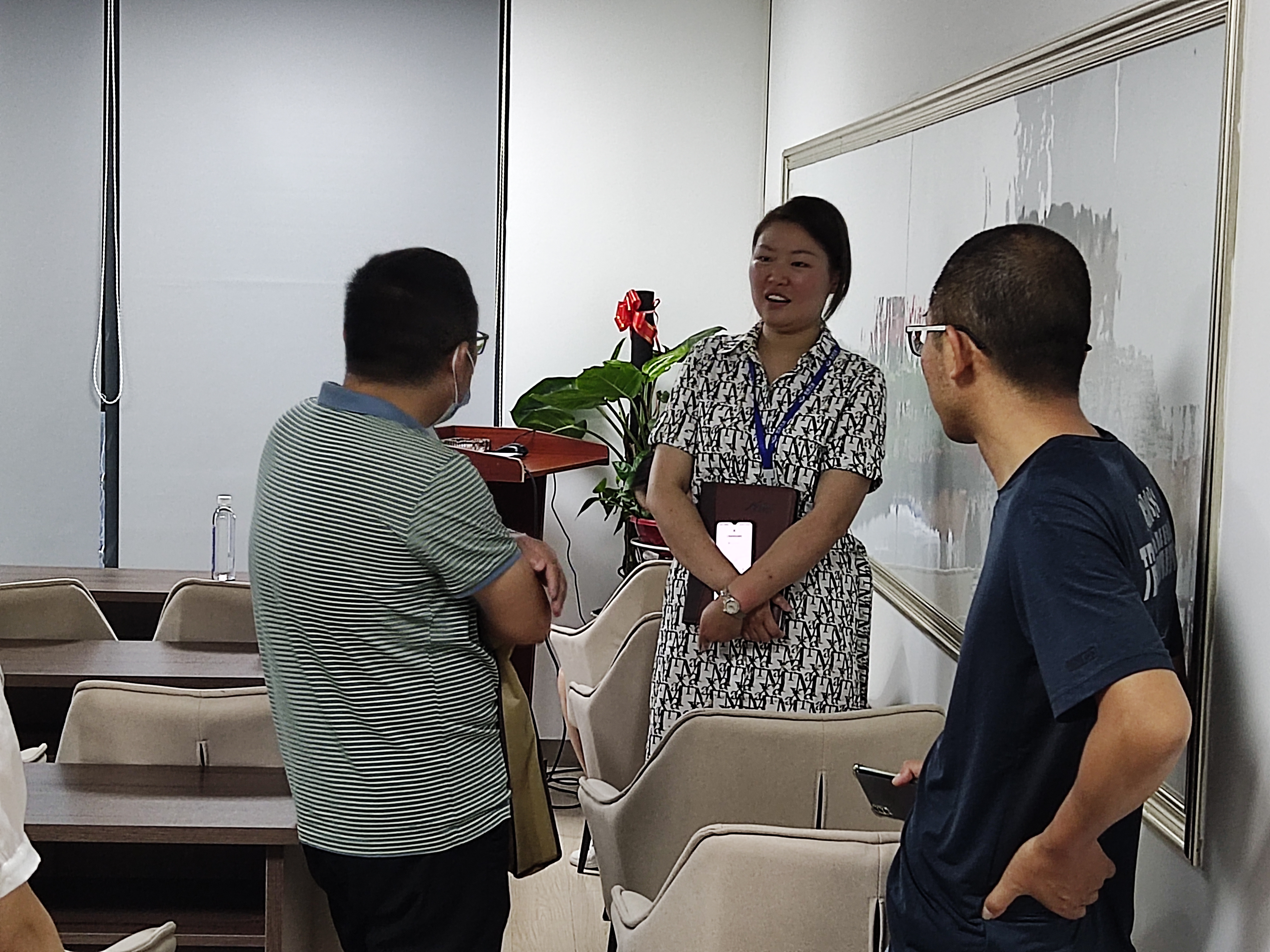 安徽萬業(yè)《建筑企業(yè),如何突破重圍》公益講座圓滿結(jié)束